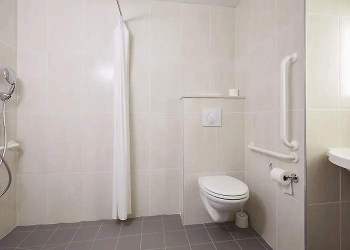 B&B Hôtel Béziers Hotel 2*