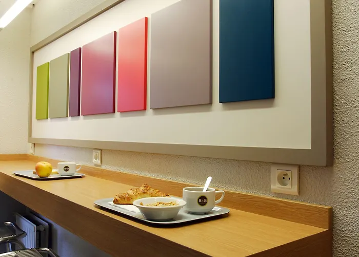 B&B Hôtel Béziers Hotel